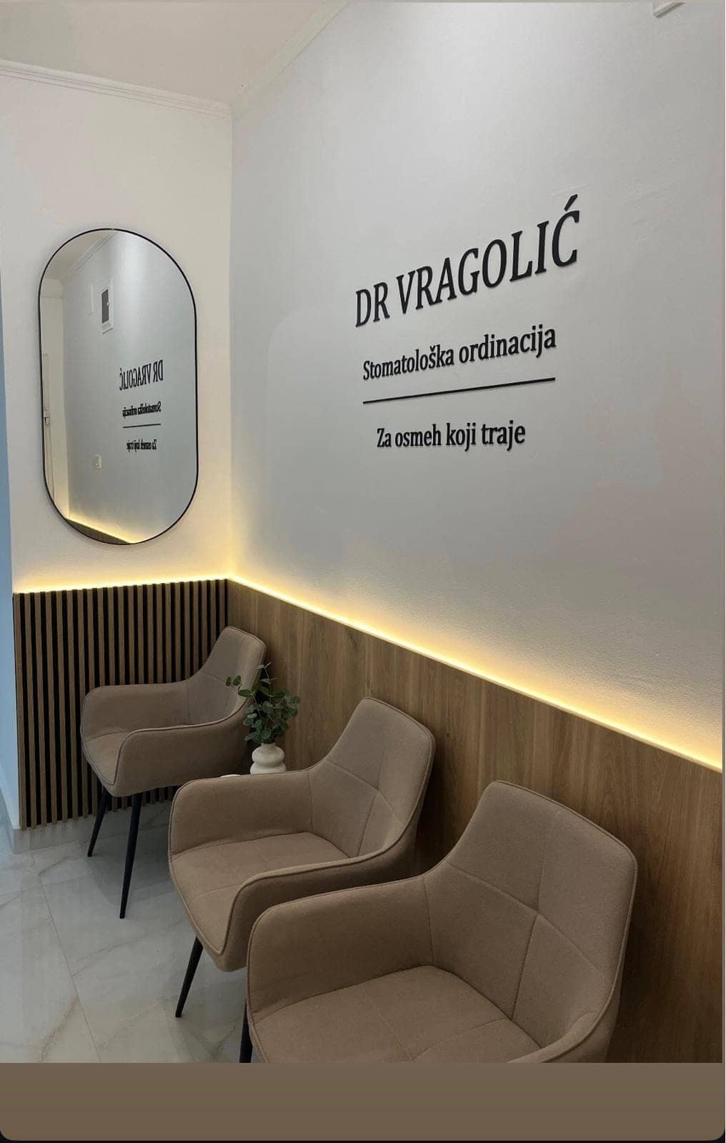 Čekaonica ordinacije Dr Vragolić sa prijemnim delom